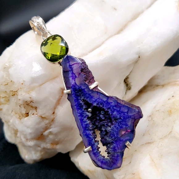 Silver Pendant Natural Druzy Agate/Peridot Stone - Picture 7 of 7